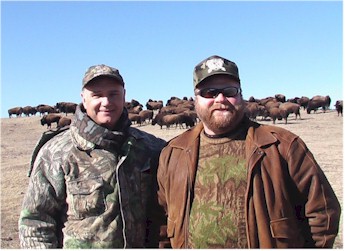 ron&buckw.jpg (31677 bytes)